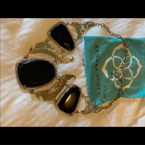 Kendra Scott statement necklace - Picture 3 of 3